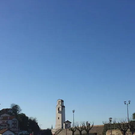 Les Pieds Dans L'eau Saint-Jean-de-Luz
